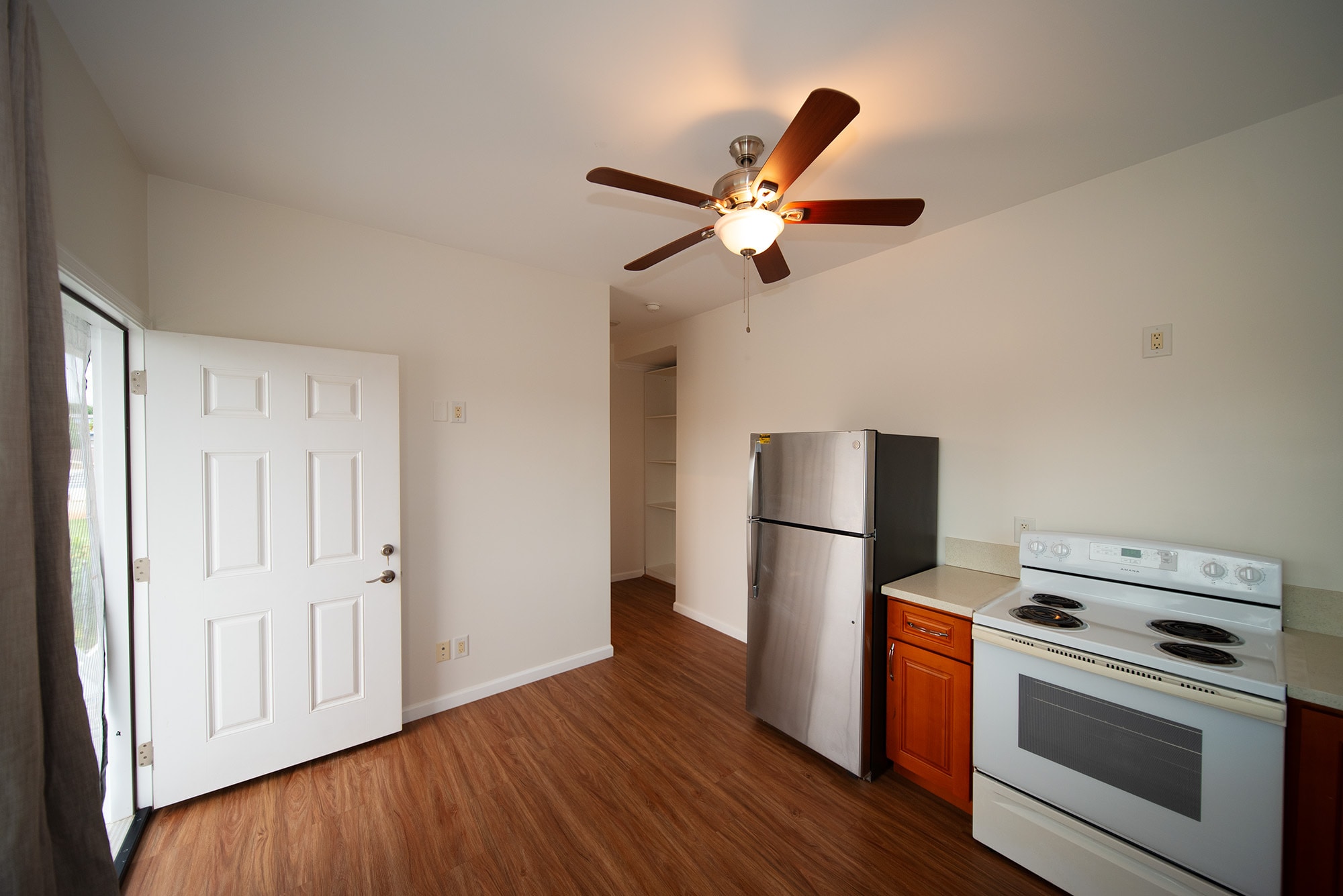 Building Photo - 1314 Hoohulu St