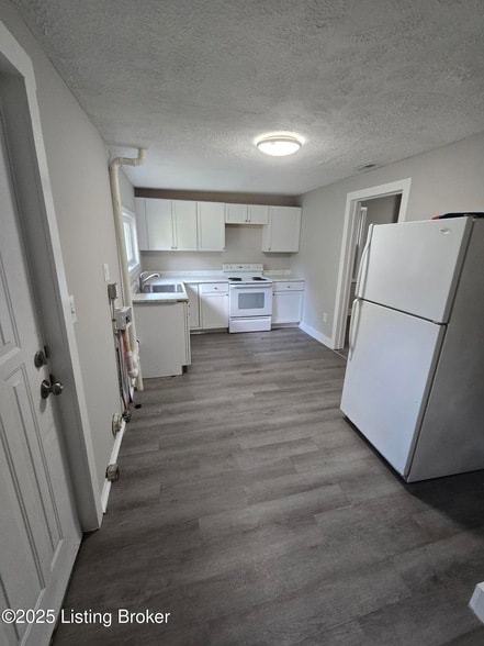 Building Photo - 1542 Garland Ave