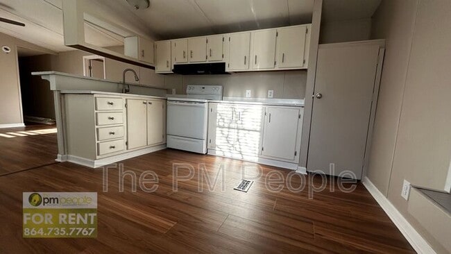 Building Photo - 745 State Rd S-39-204