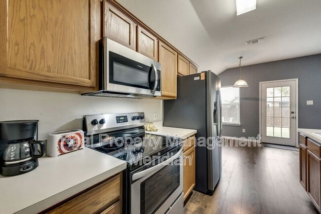 Building Photo - 10505 Braewood Dr