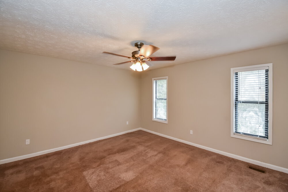 Building Photo - 4173 Woodcrest Dr