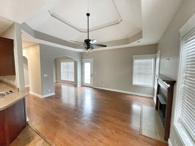Building Photo - 1320 Vantage Ct