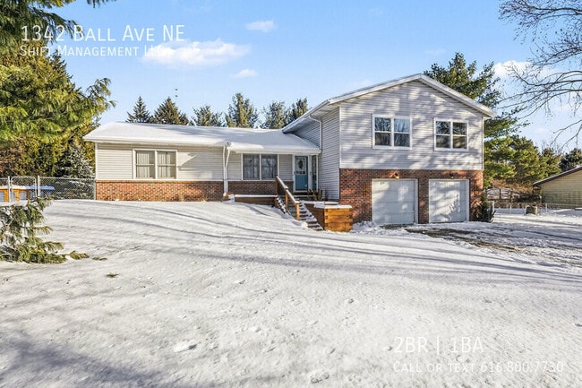 Building Photo - 1342 Ball Ave NE