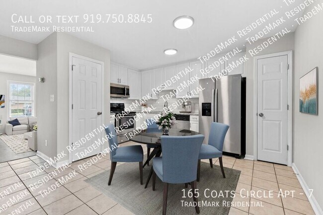 Building Photo - 165 Coats Cir