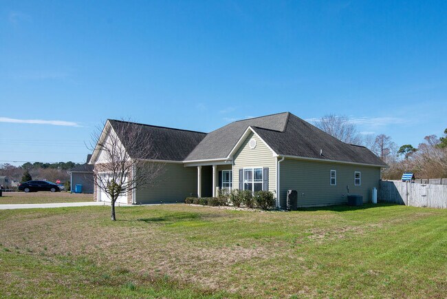 Building Photo - 103 Prelude Dr