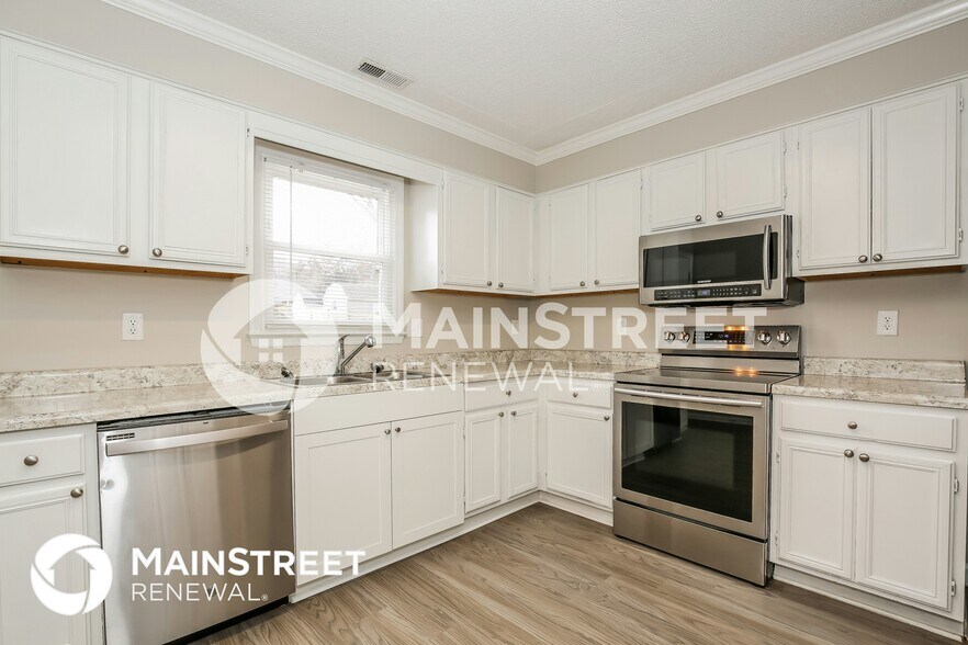 Building Photo - 2436 Dewberry Farm Ln