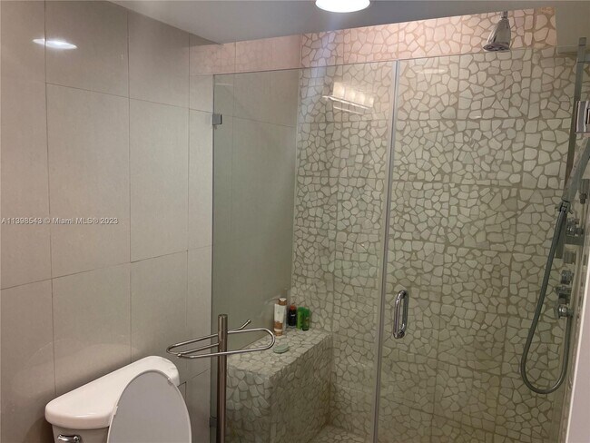 Building Photo - 2101 S Ocean Dr