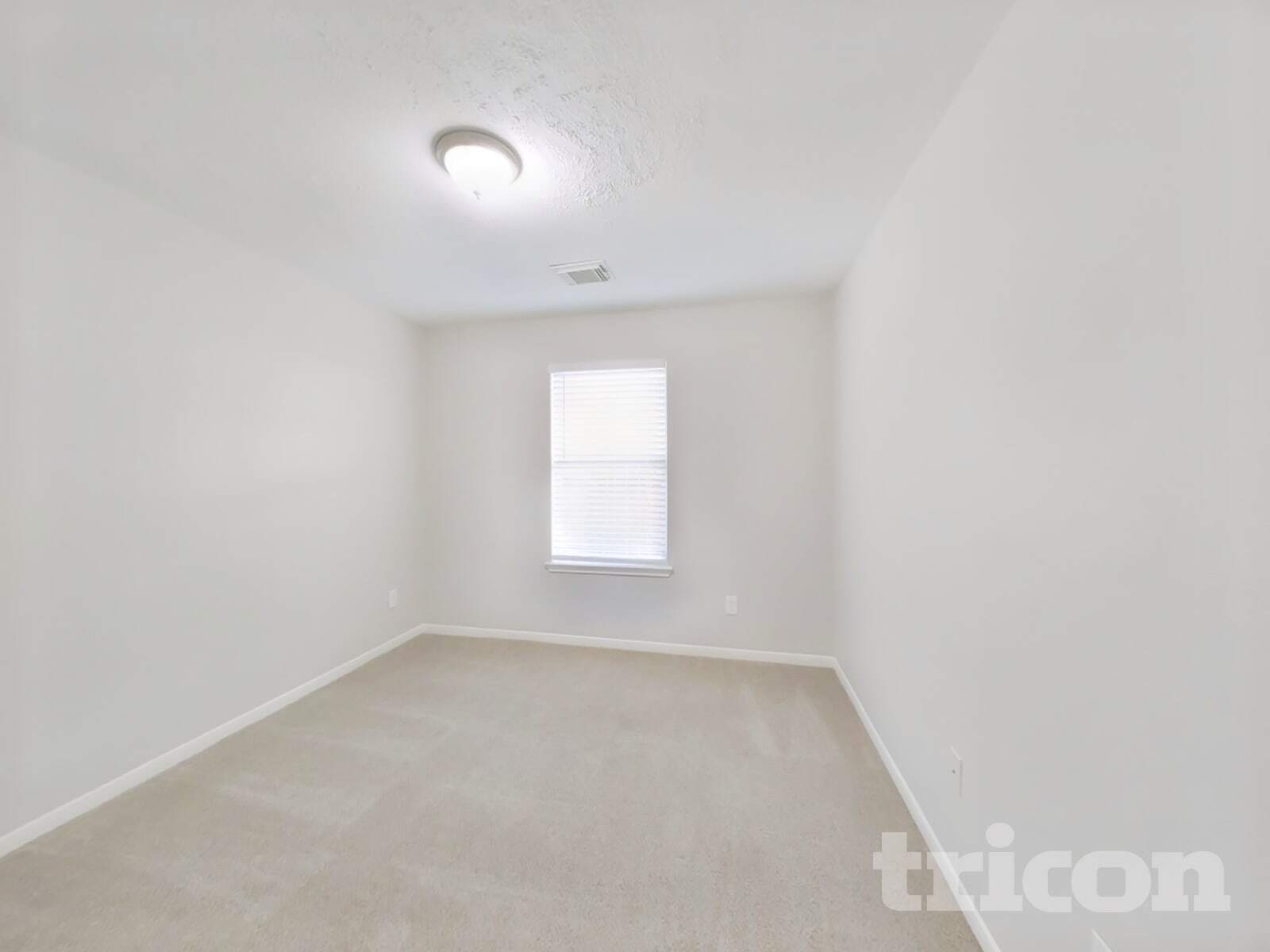 Building Photo - 7402 Deloache Ave