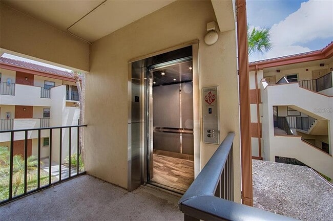 Building Photo - 2650 Countryside Blvd