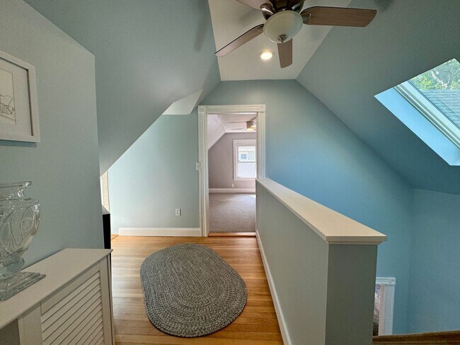 Building Photo - 3BD/1.5BA South Portland Single Family Home!! W/D In-Unit & Storage in Basement & Shed! Available...