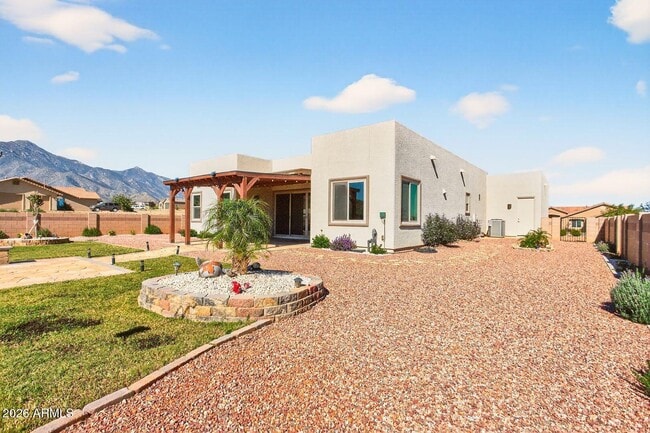 Building Photo - 6736 Vaquero Cir