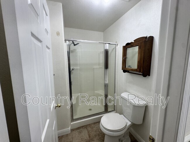 Building Photo - 2184 Emerald River Cir