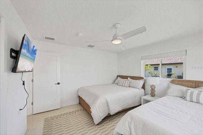 Building Photo - 1915 Pennsylvania Ave