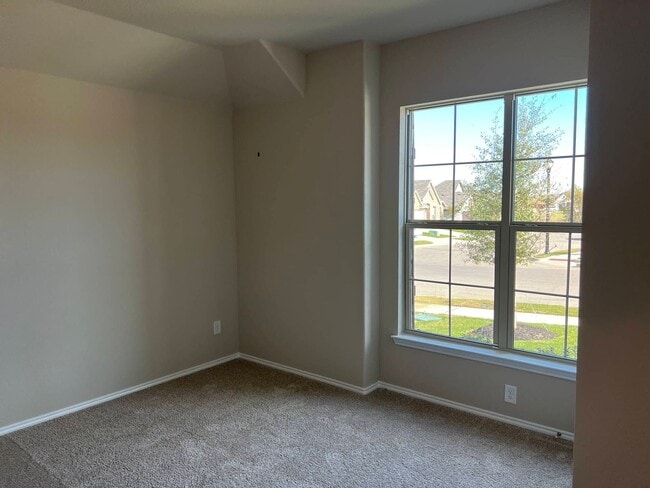 Building Photo - Gorgeous House for rent in Cleburne !!