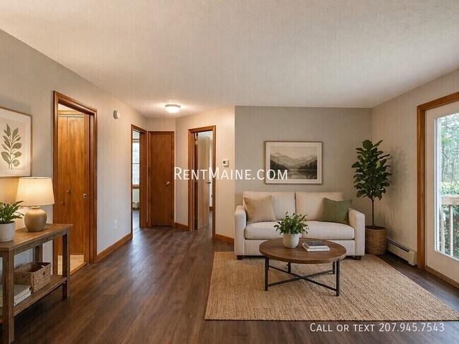 Building Photo - 10 Hartley St