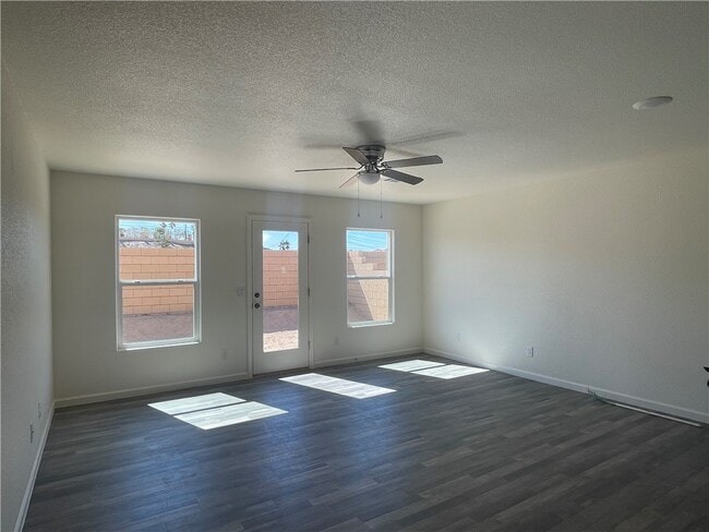 Building Photo - 2446 River Valley Cir