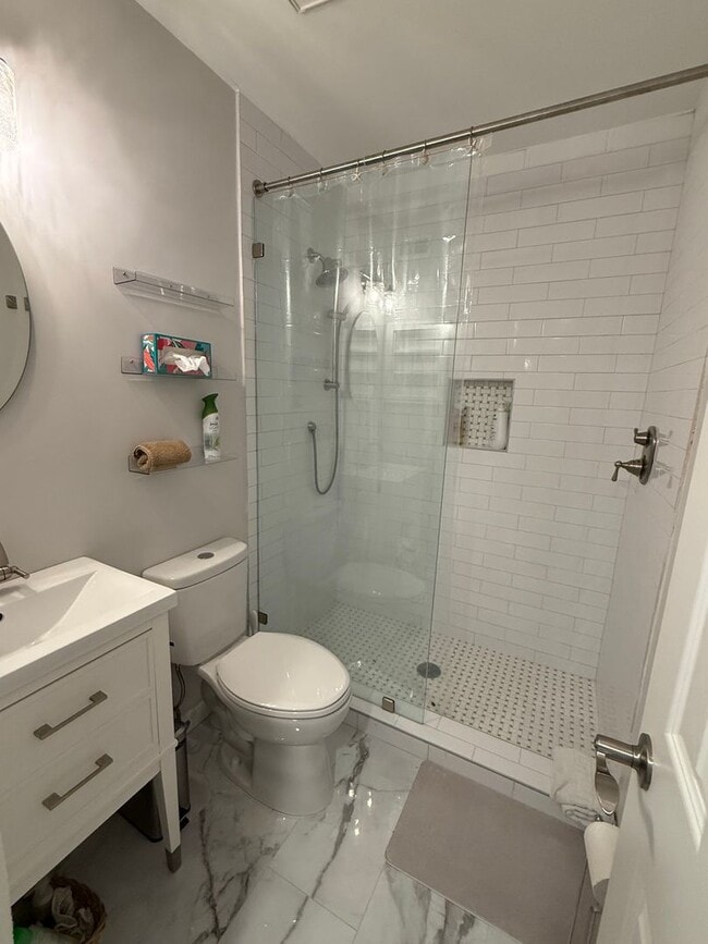 Building Photo - Walking Distance to the Beach - Fiddlers Cove - Villa 16J