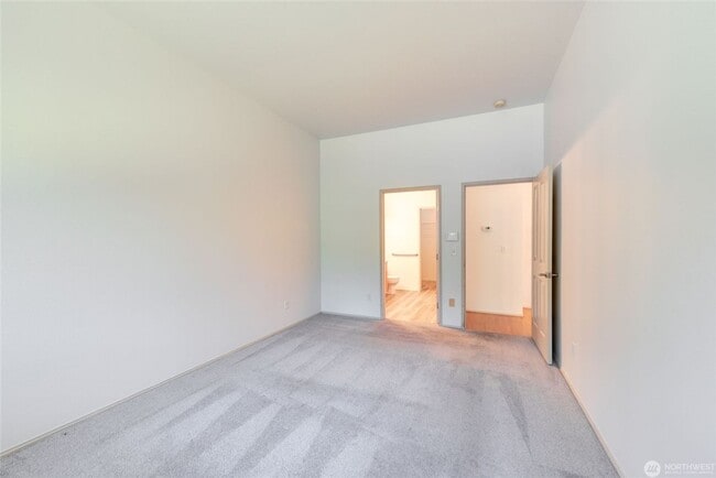 Building Photo - 4439 248th Ln SE