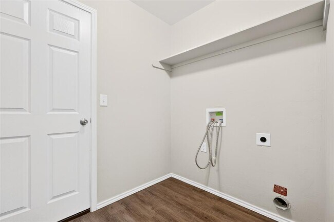 Building Photo - 11744 NW 99th Ter
