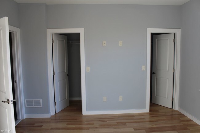 Building Photo - 2 br, 2 bath Condo - 708 N 19th St #2 Unit #2