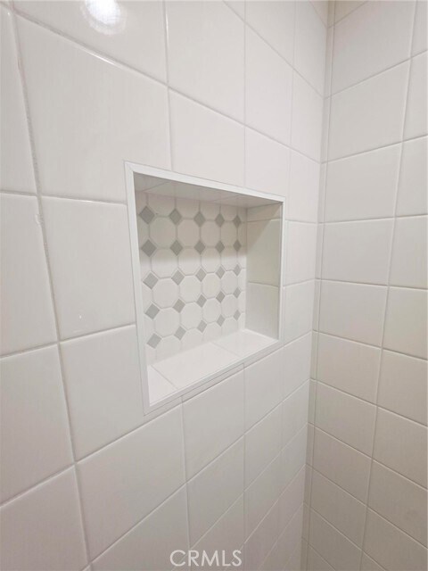 Building Photo - 533 Sturtevant Dr