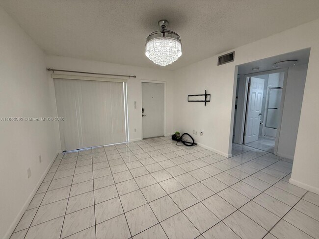 Building Photo - 6540 W 26th Dr