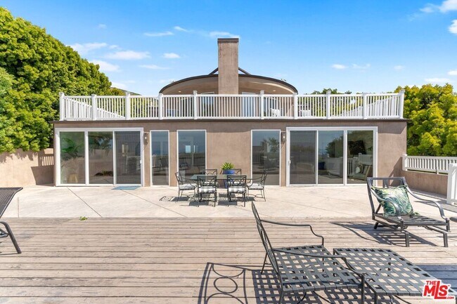 Building Photo - 31518 Broad Beach Rd