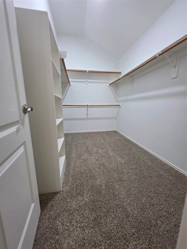 Building Photo - 2518 Sandvalley Way