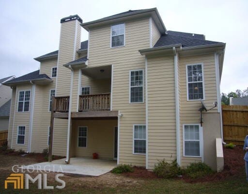 Building Photo - Great location, HOA community, swim/tennis...