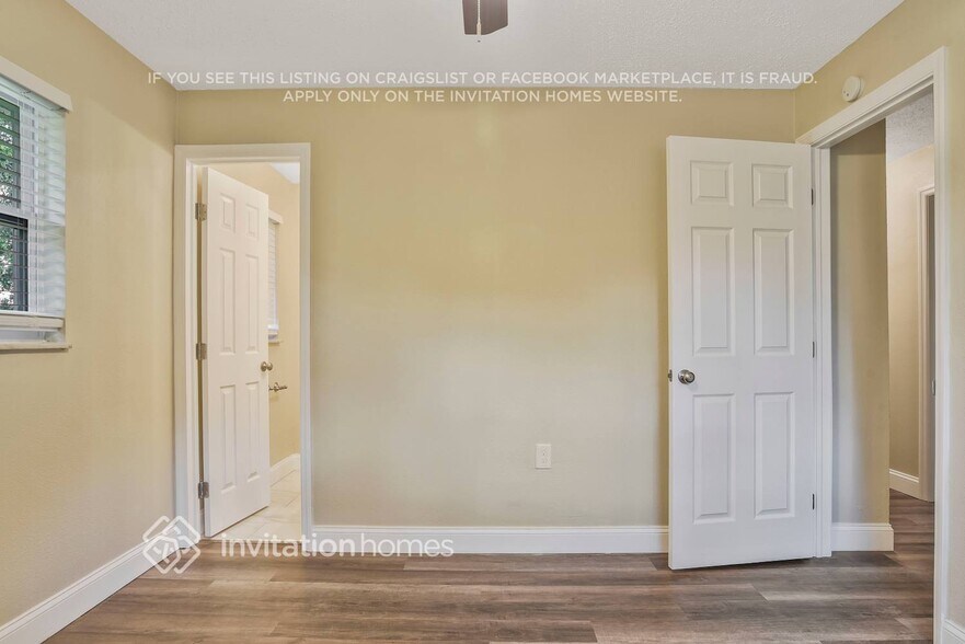 Building Photo - 4262 Schank Ct