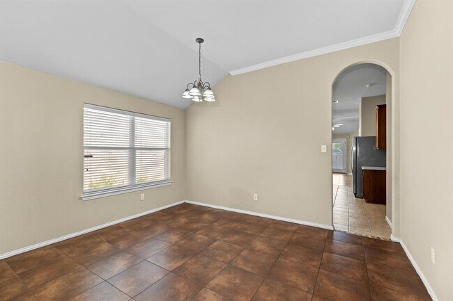 Building Photo - 208 Pecanwood S