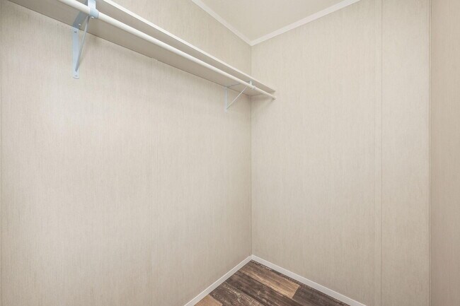Building Photo - 126 Pansy Ln