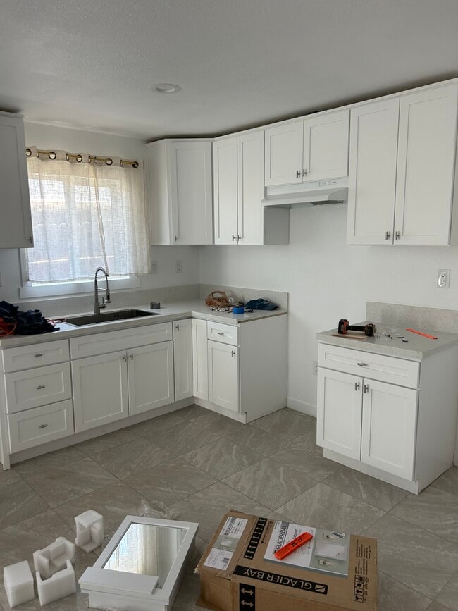 Building Photo - 25888 Juniper St