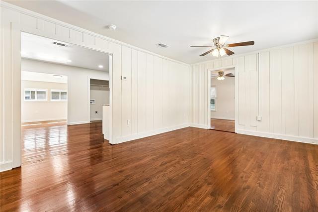 Building Photo - 438 Huntlee Dr