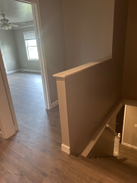 Building Photo - 104 Fremont Ln