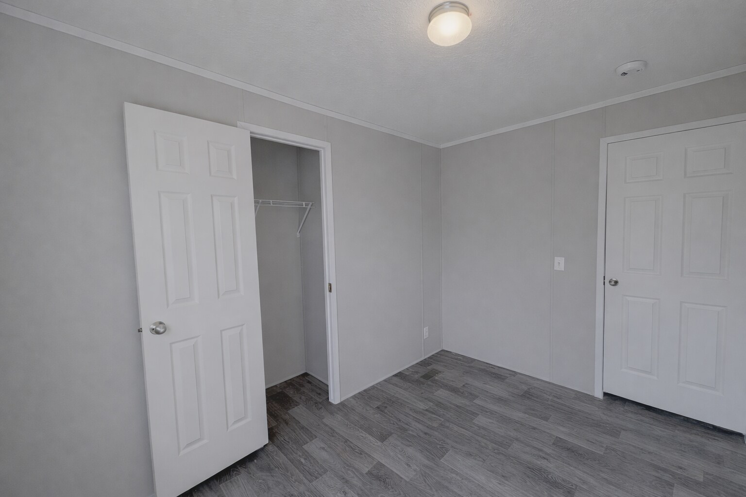 Building Photo - 248 Laurel Leah