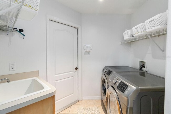 Building Photo - 12134 Shadowbrook Ln