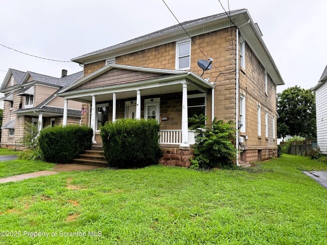 Primary Photo - 83 Tripp St