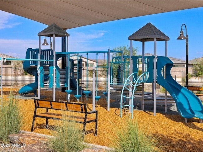 Building Photo - 15875 W Cottontail Ln