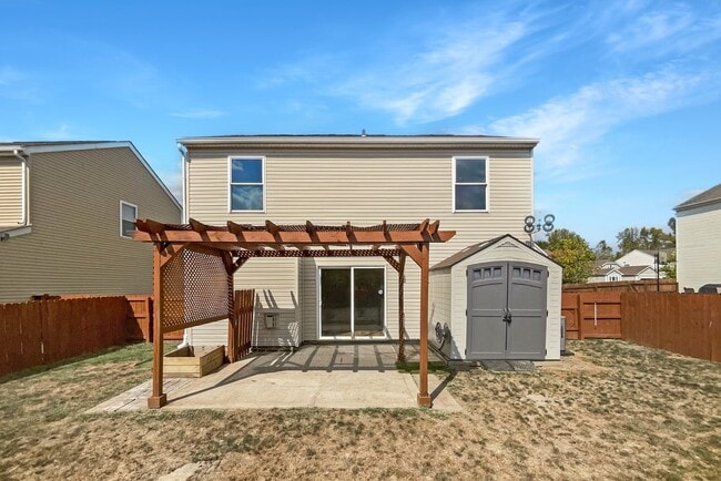 Building Photo - 7816 Birch Creek Dr