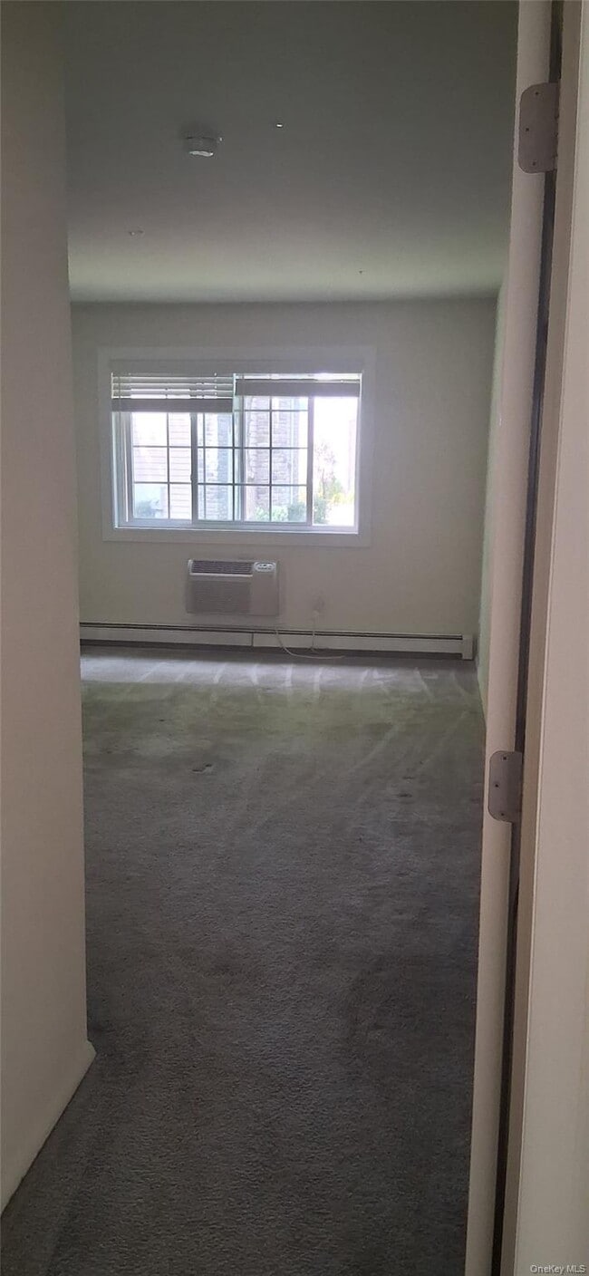 Building Photo - 373 Plad Blvd