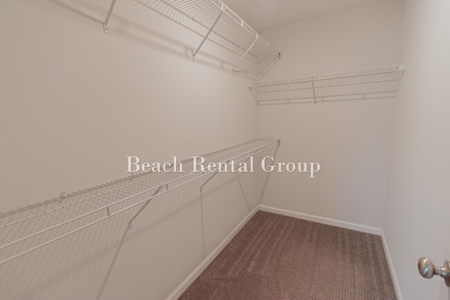 Building Photo - 3219 Merganser Dr