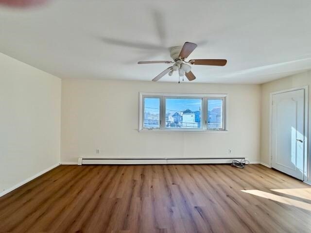 Building Photo - 71 Linnet St