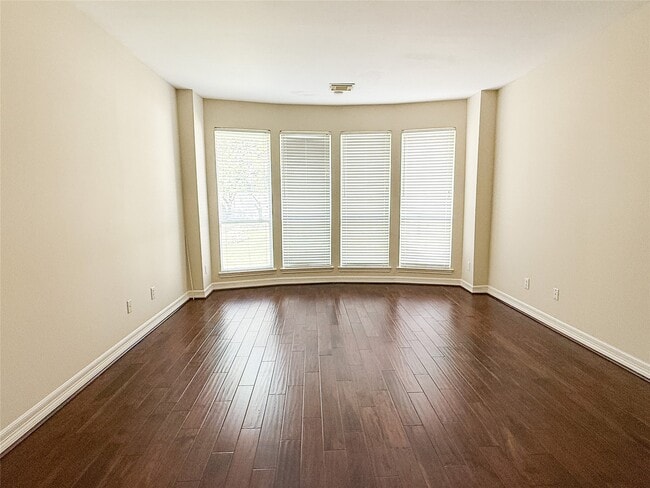 Building Photo - 1411 Flanders Field Ln