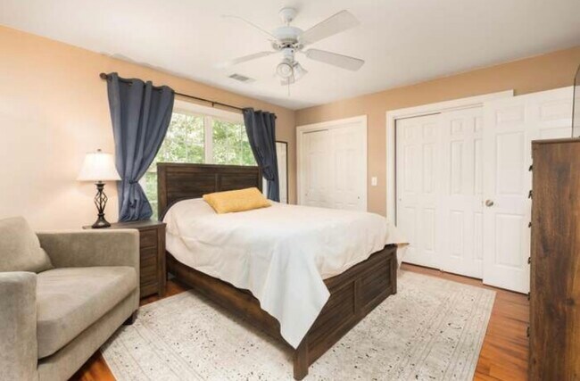 #2 Master Bedroom Level 3 - 5005 Double Fox Rd
