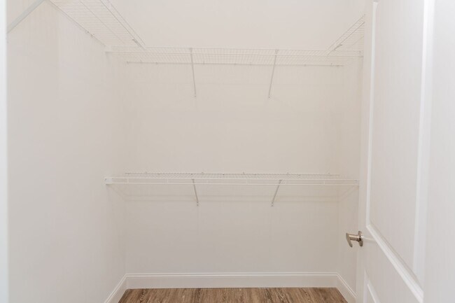 Building Photo - 4731 Stunner Ln