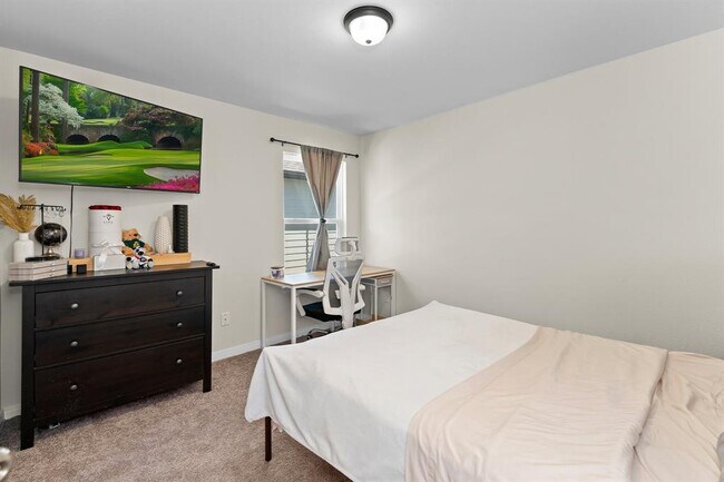 Building Photo - 121 Lazy Lizzy Rd