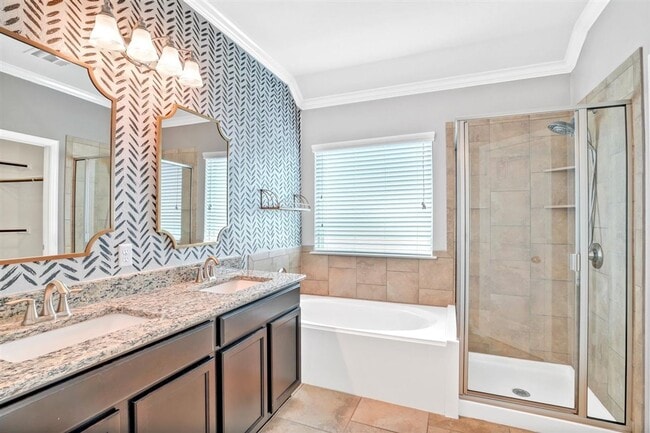 Building Photo - 617 Rancho Verde Dr