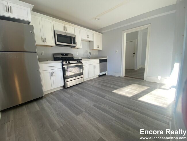 Building Photo - 23 Pratt St