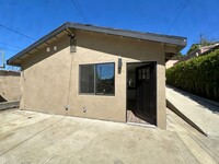 Building Photo - 3353 Holyoke Dr